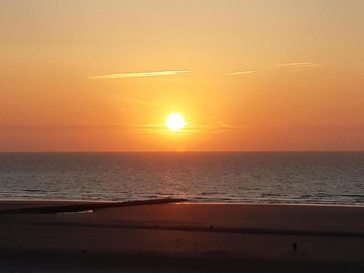 Nieuwpoort Marjolaine Prachtig Zeezicht - 4De Verdiep -Op De Dijk 5Pers Esterno foto